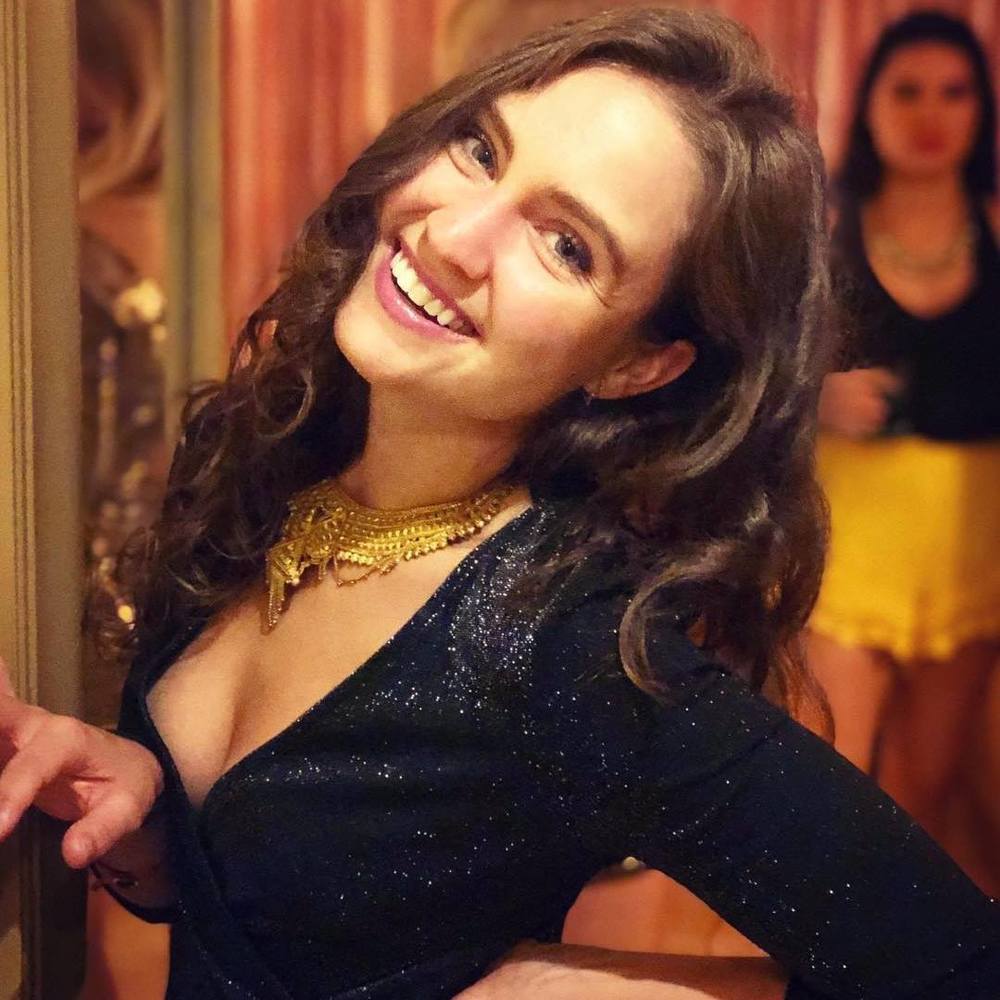 Meet your Posher, Maude